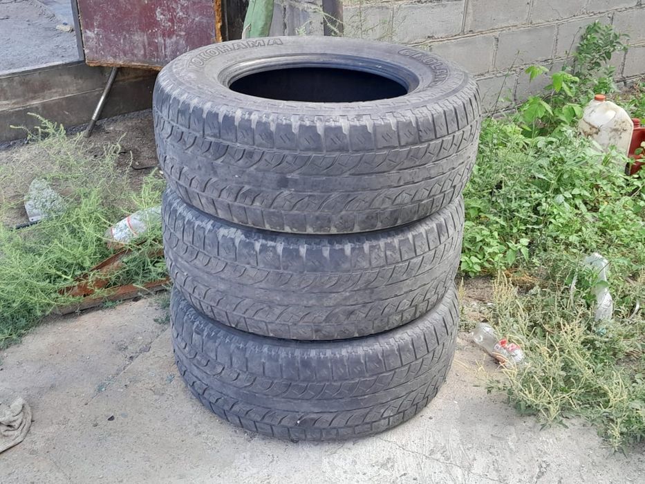 Продам шины yokohama