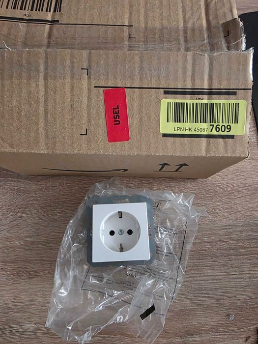 Priză Jung SCHUKO 16A 250V A 1520-O WW LNW
