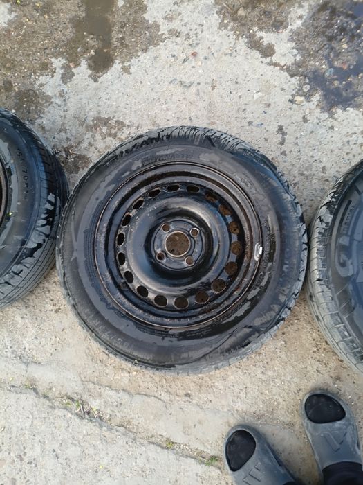Автозапчасти  аксесуары