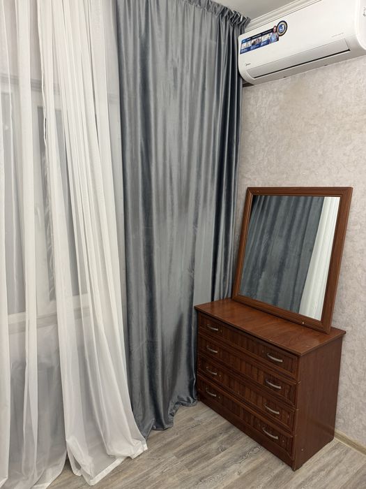 Трюмо/ комод для спальни или дл балкона