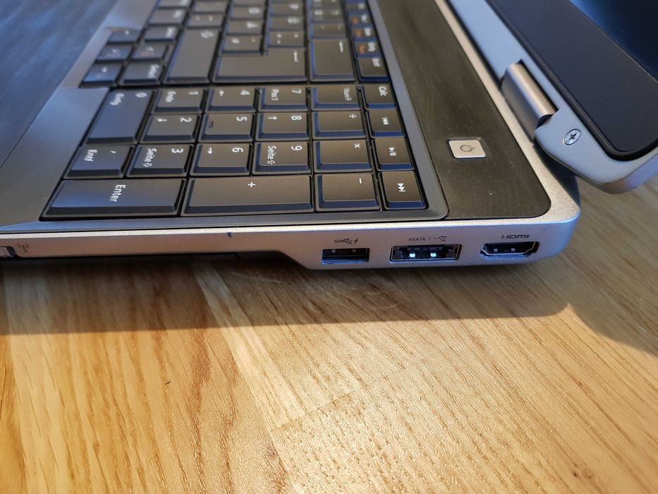 Dell Latitude E6530, retro gaming, 15,6", i5 3340M, 240G, baterie nouă