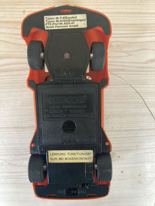 Оригинална японска радиоуправляема количка