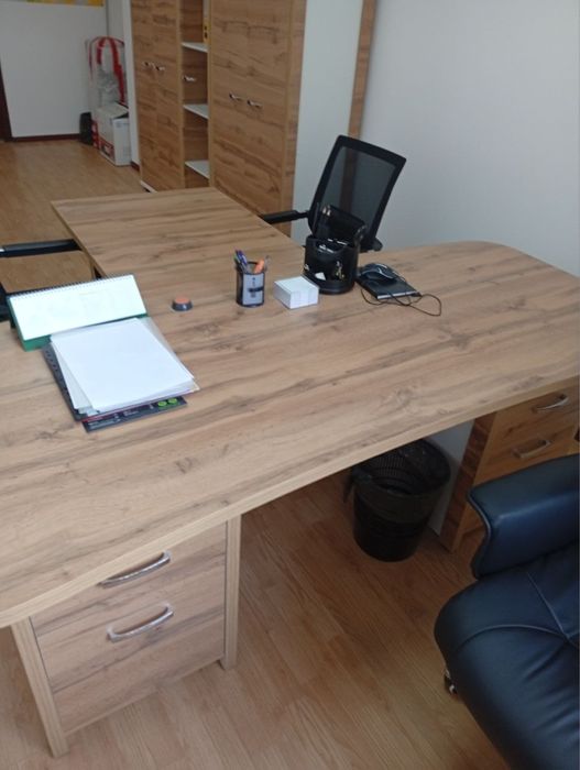 Мебель в офис комлект