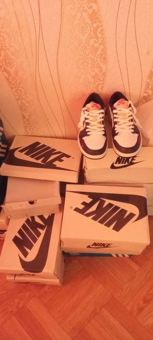 Кроссовки летние