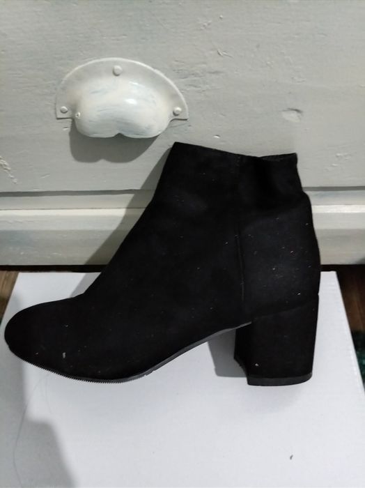 Всё по 4000 тысячи.