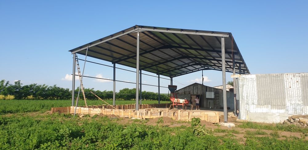 Vând structura 12X26