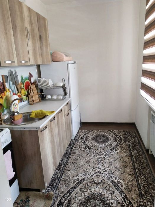 Kvartira sotiladi Yangihayot