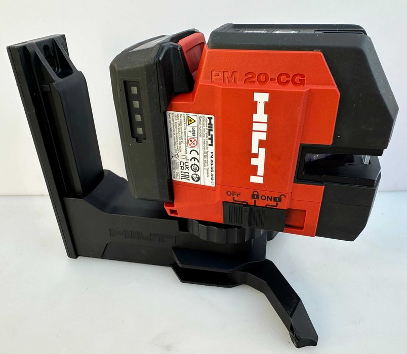 Hilti PM 20-CG A12 - Линеен лазер със зелен лъч като нов!