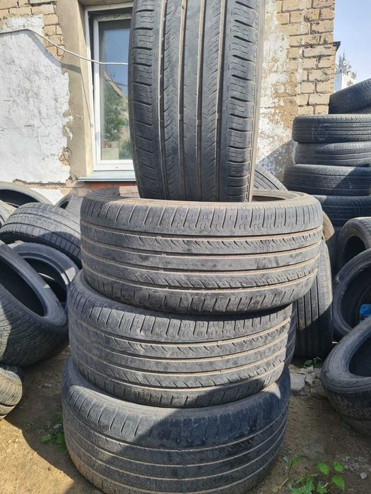 Продам комплект летней резины  285  50  R 20