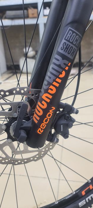 Велосипед cube acid 2019 год