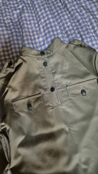 Продам военный костюм на девочку. б/у