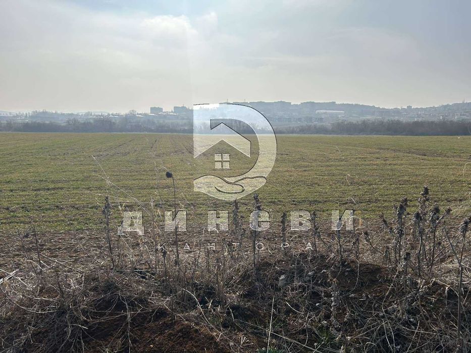 Парцел в Железник