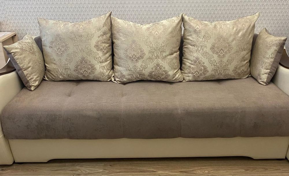 Продам в отличном состоянии диван