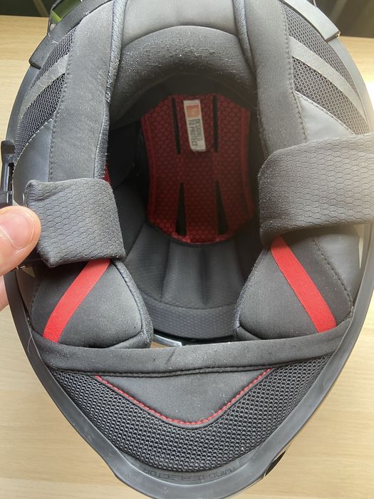 Мото каска MT Thunder 4 Ergo E17 Gloss