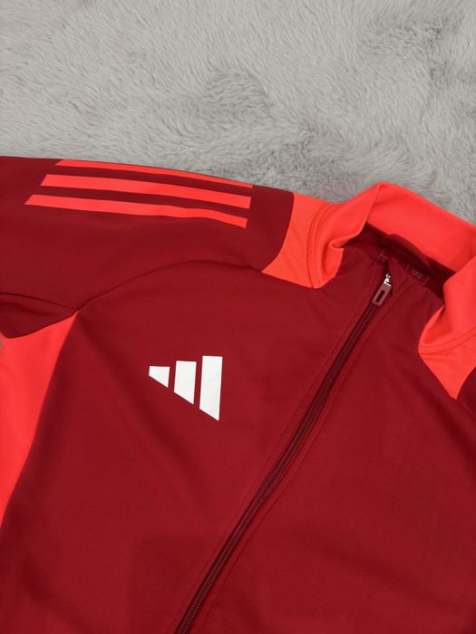 Мъжко горнище ADIDAS . Размер М