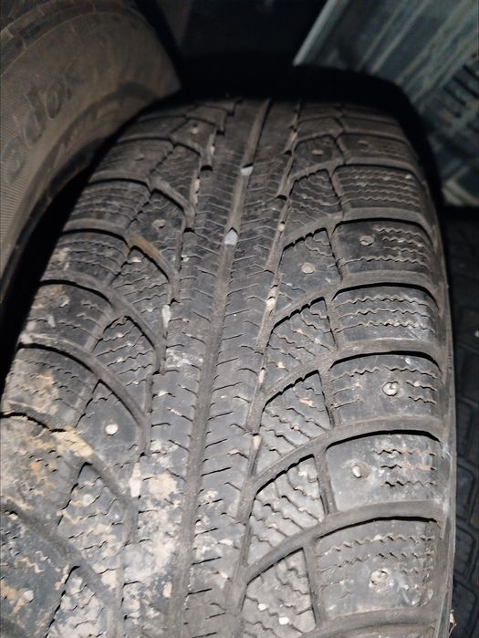 Шины зимние 185/65/15