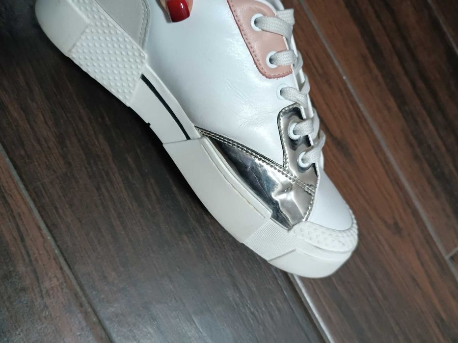 Дамски кецове/сникърси Moschino, 40 номер, оригинални