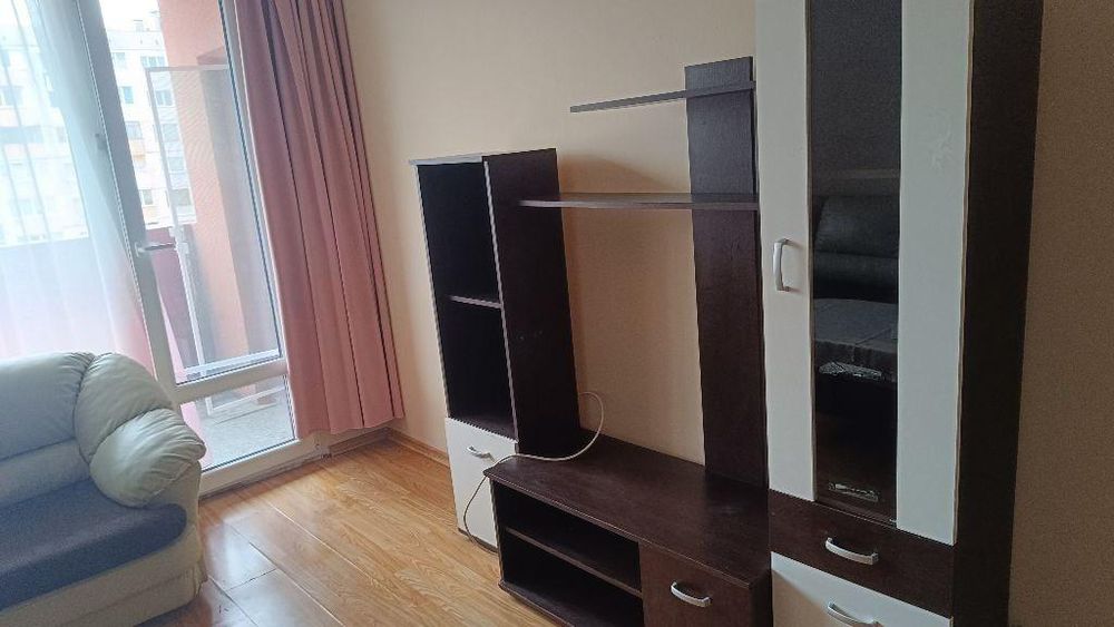 Дава се под наем Едностаен апартамент в София, Дружба 2 - 45 кв.м за 447.78 € - Снимка #1