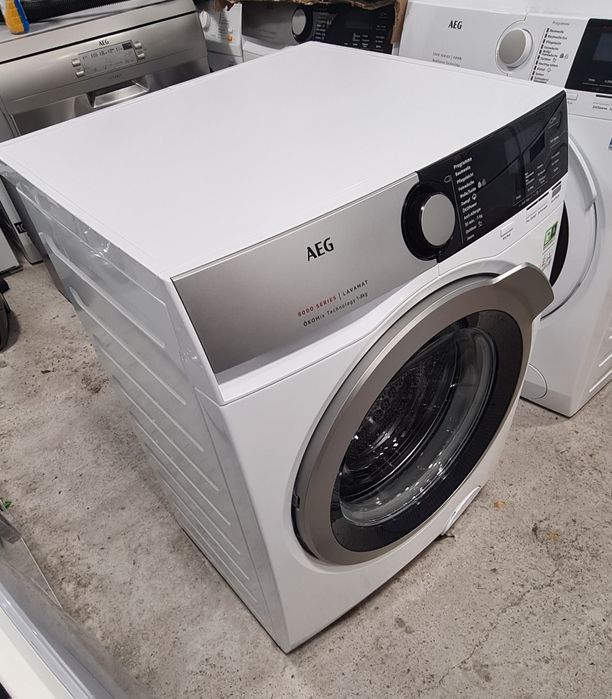 ТОП Пералня Series 8000 AEG L8FE74485 А+++ 1400обр 8кг