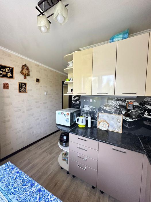 Продам 2х комн., сокол