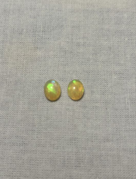 Опалы натуральные