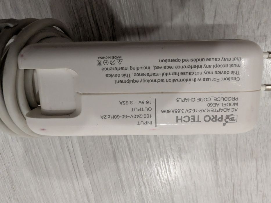 Încărcător Apple MagSafe 60W ORIGINAL – funcțional