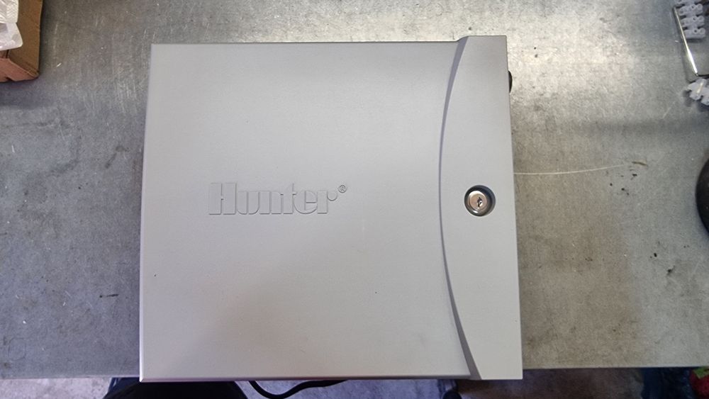 Поливной контроллер Hunter ICC2 с декодерами и разрядником