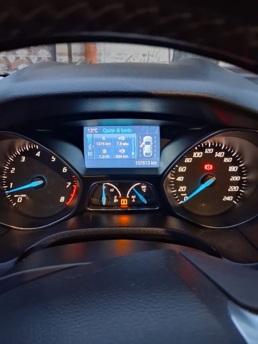 Vând Ford Focus Titanium