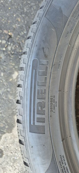 4 anvelope iarna Pirelli 295/40/21.Pretul este pe bucata.