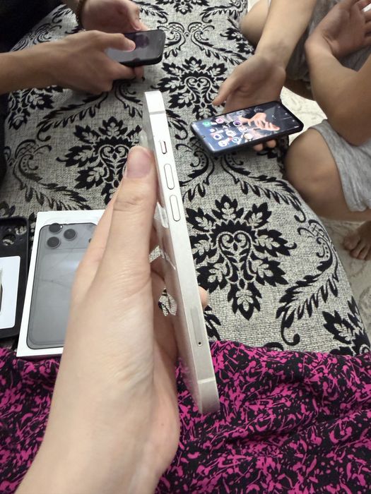 iPhone 14 на продаже