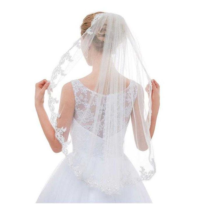 Voal de mireasa cu broderie eleganta si piaptan