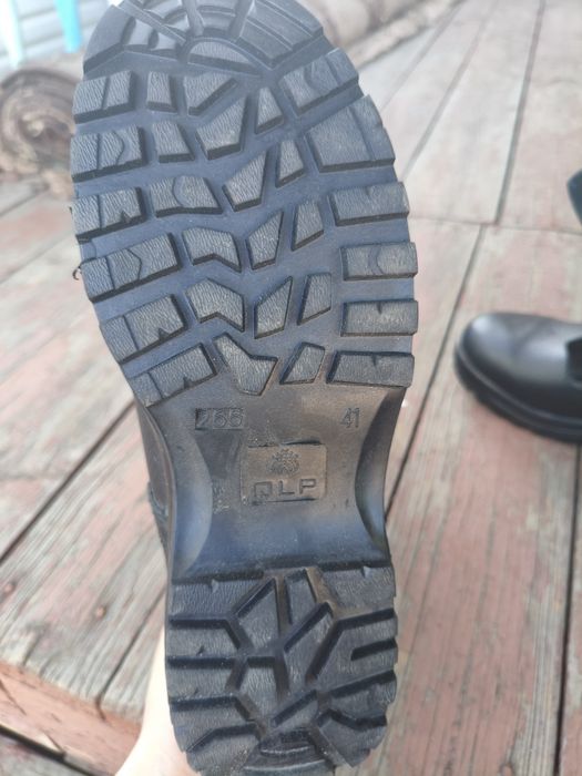 Продам зимние берцы