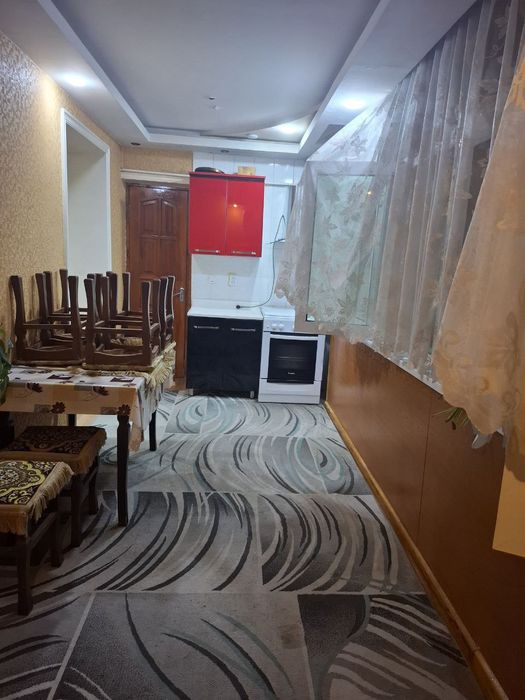 Юнусабад -8 3х комнатная квартира с обстановкой семейным