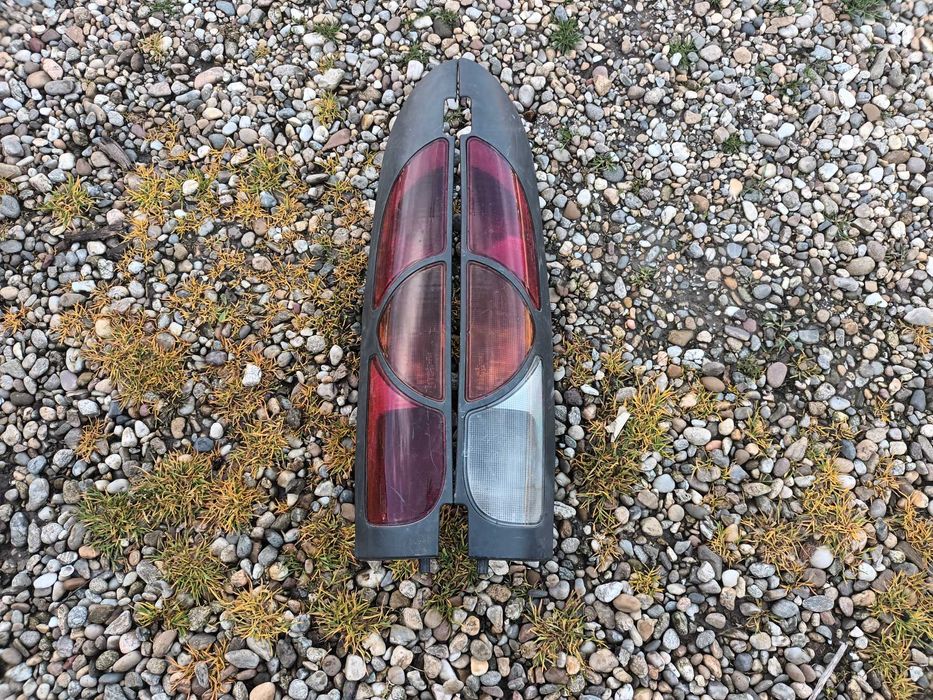 ляв и десен стоп за рено канго RENAULT KANGOO