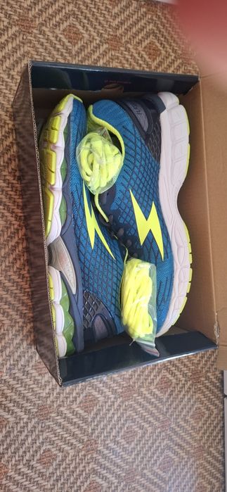 Маратонки. Zeys.  45номер