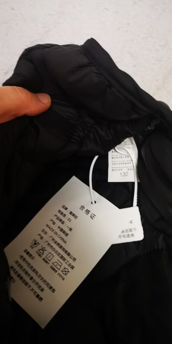 Продам куртка новая на девочку