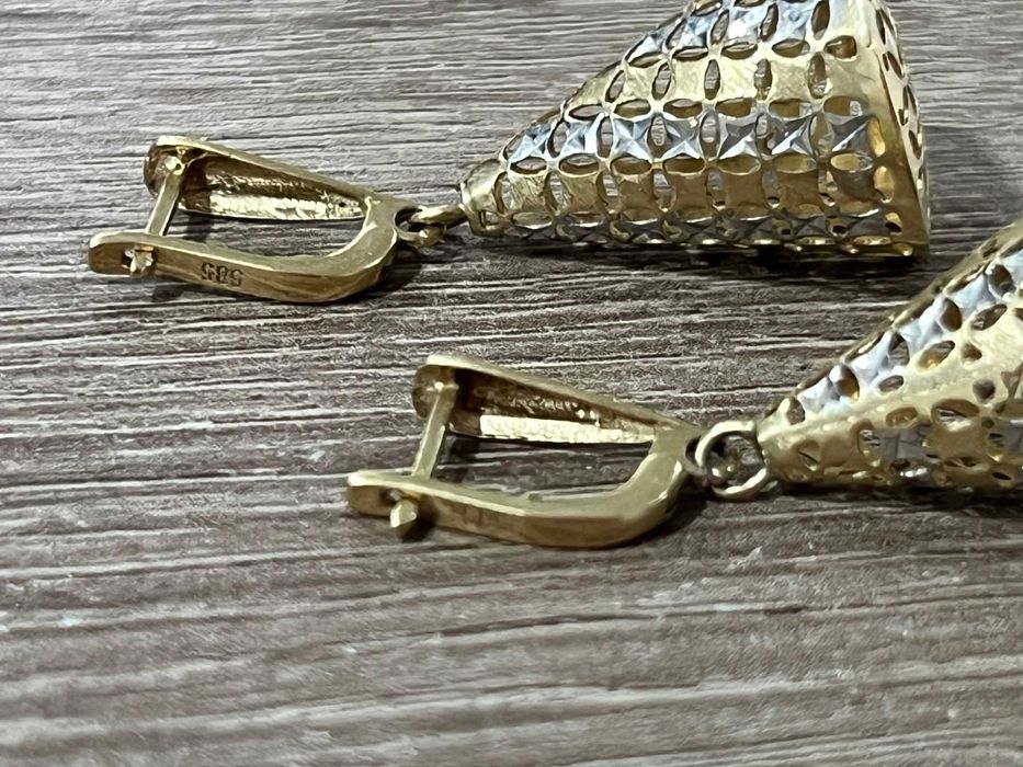 Златни обеци 585 4,7гр