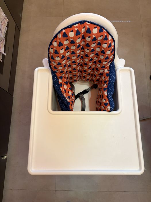Scaun de masa bebe model ikea