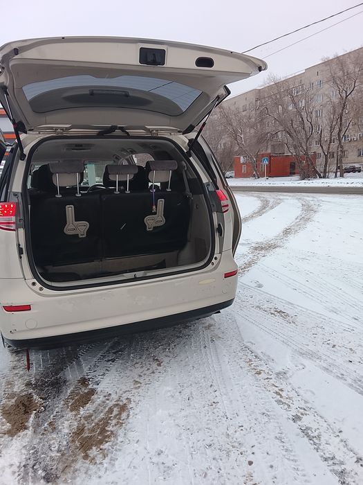 Продам Тойота Эстиму