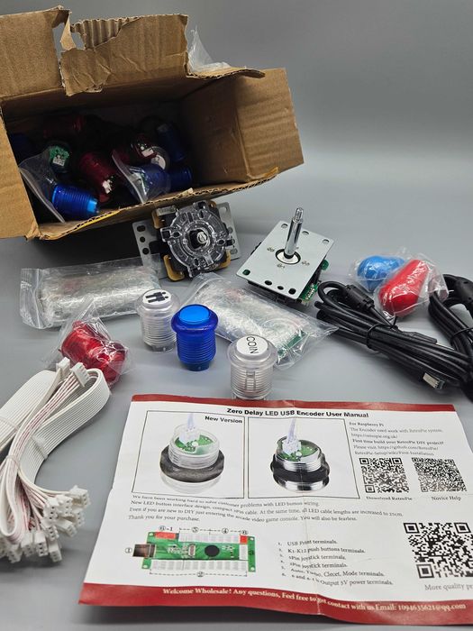 Комплект аркадни джойстици и LED бутони Zero Delay USB,PC/Raspberry Pi