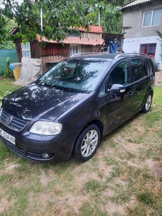 Vând autoturism , toate actele la zi.