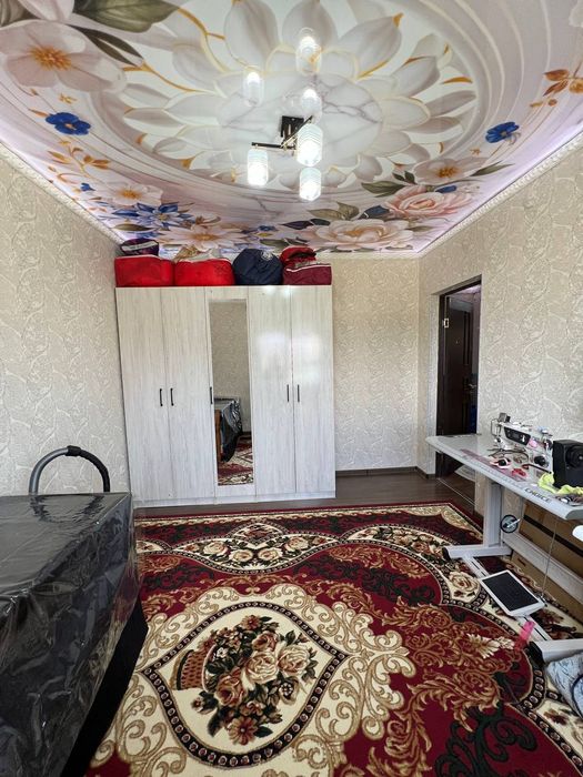 2/1/3 сотилади Срочно