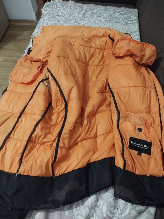 Vând geaca Taylor&Son