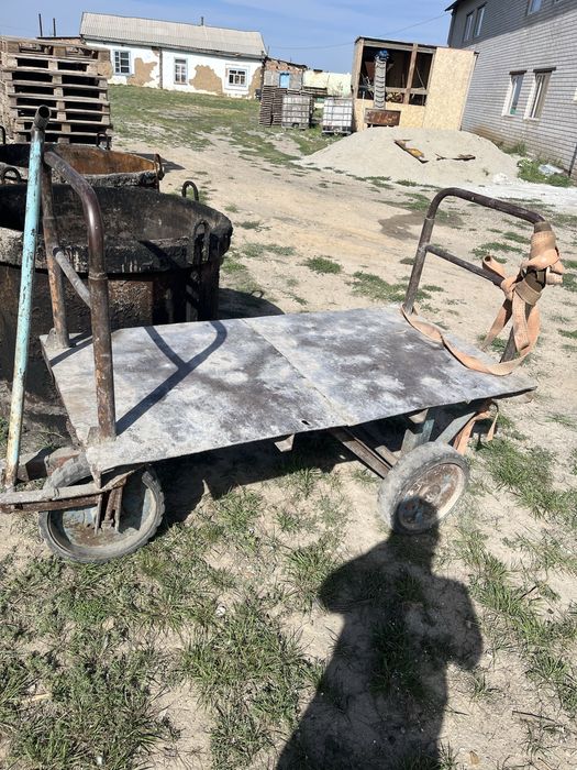 Тележка на каучуковых колесах до 1тонны выдержит