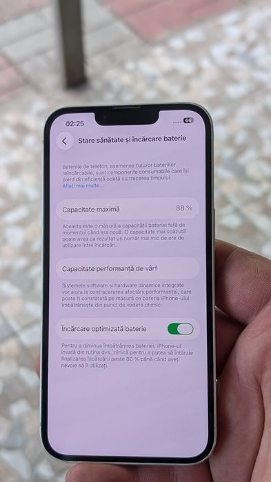 iPhone 14 white  128 gb