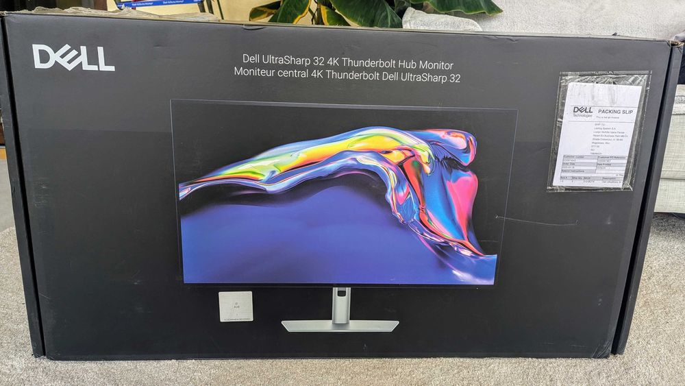 Vând Monitor LED Dell UltraSharp U3225QE