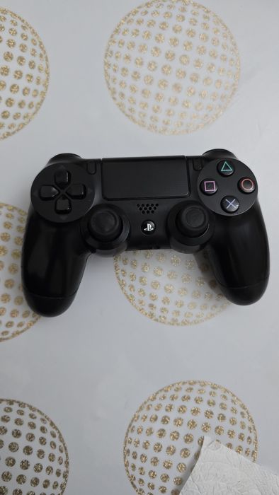 Джойстик на пс4 продам