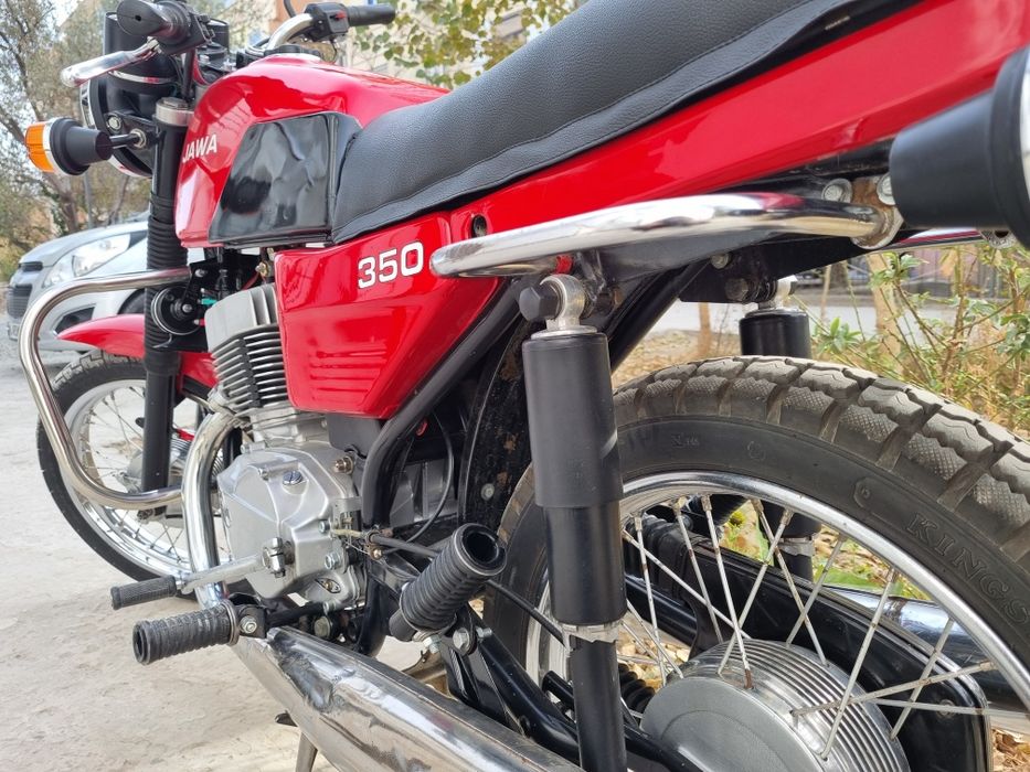 Jawa350.  12volt
