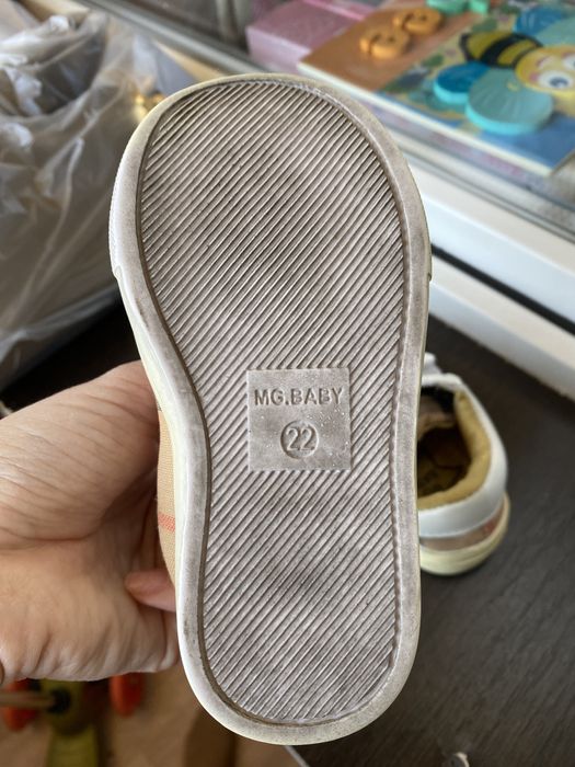 Кеды и сапоги демисезон 22 размер