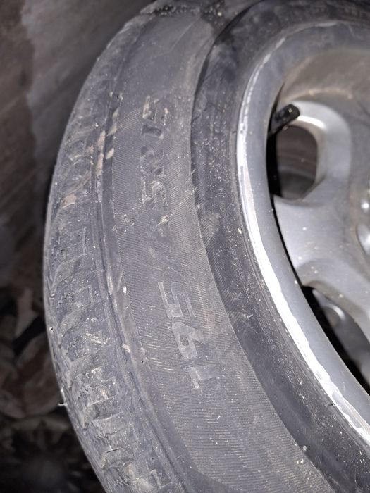 4бр. Зимни гуми с Джанти 15 195/65 R15